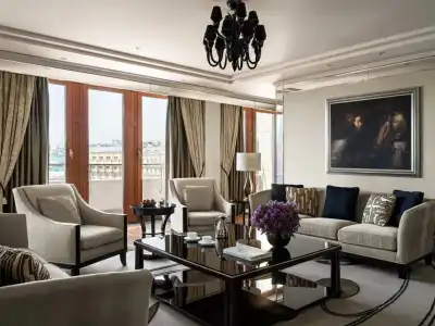 Four Seasons - 173