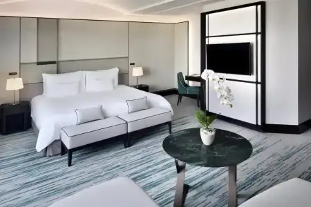 Address Montgomerie - 39
