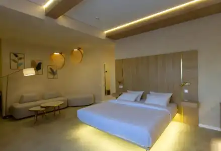 Kamarooms Business & Spa - 79