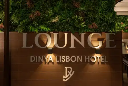 Dinya Lisbon - 45