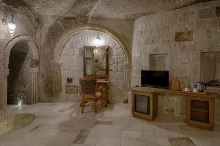 Hera Cave Suites - 168