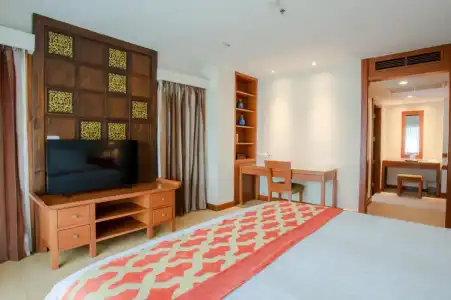 The Royal Paradise & Spa - 161