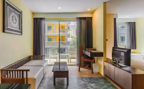 Elite Suites Patong - 51