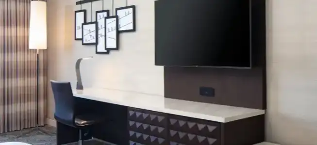 Renaissance Dallas - 54
