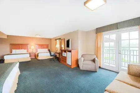 Ramada Flagstaff East - 32