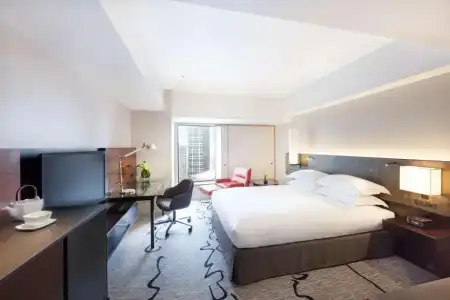 Hilton Tokyo - 3