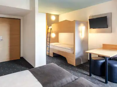 B&B Nürnberg-City - 41