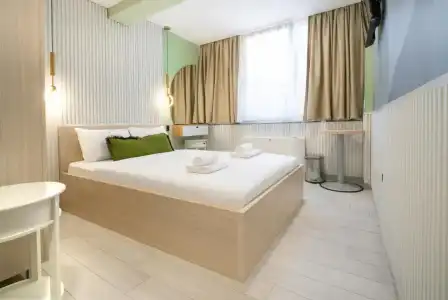 7 Hills Suites - 11