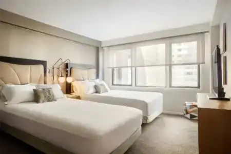 The Gardens Sonesta ES Suites New York - 42
