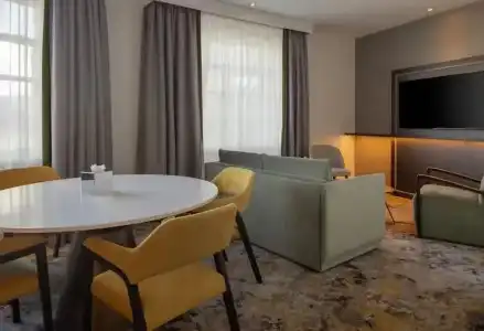 Hilton Cardiff - 85