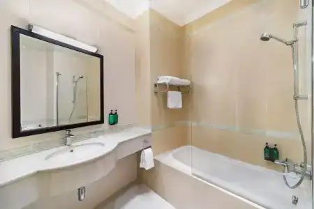 Al Hamra Residences Apartment - 63