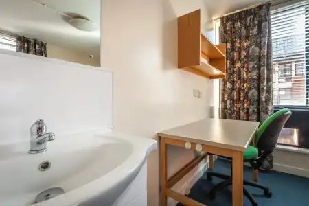 LSE Rosebery Hall - Campus Accommodation - 27