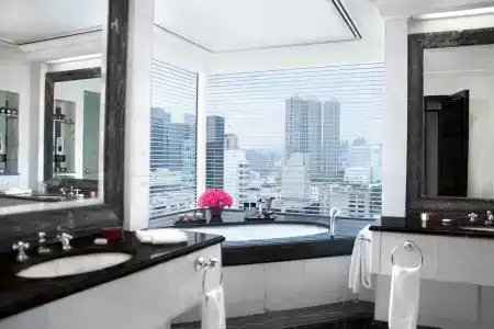 The Peninsula - 82