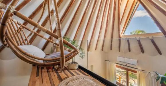 Mezzanine by La Zebra, an SLH - 64