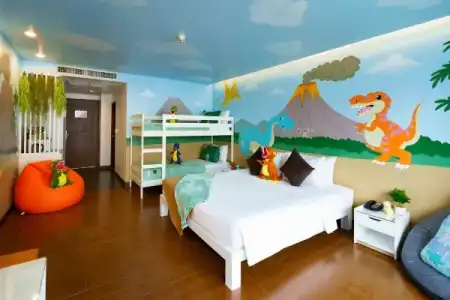 J Pattaya - 57