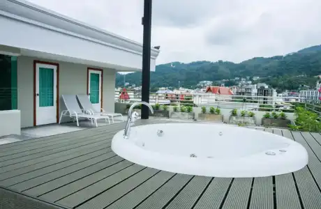 The Royal Paradise & Spa - 170