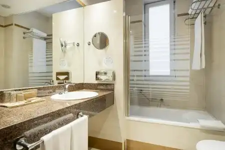 Ilunion les Corts Spa - 42