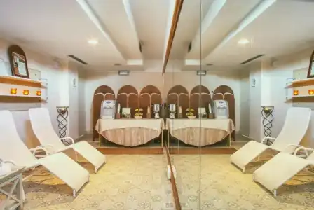 Caesar Residence & Spa - 33