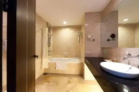 The Hanoi Club & Residences - 32