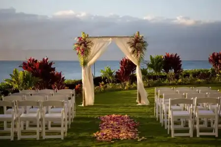 Royal Lahaina Resort & Bungalows - 29