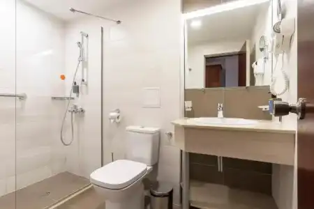 AluaSun Helios Beach - All Inclusive - 37