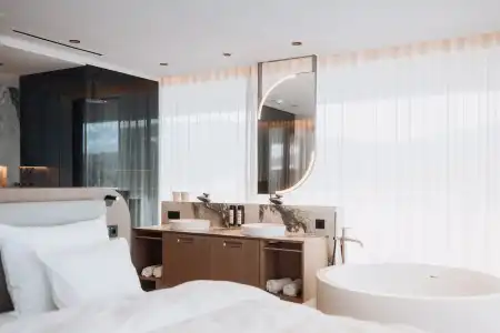 Solvie - 2