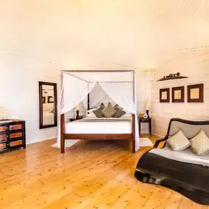Komandoo Island Resort & Spa - 41