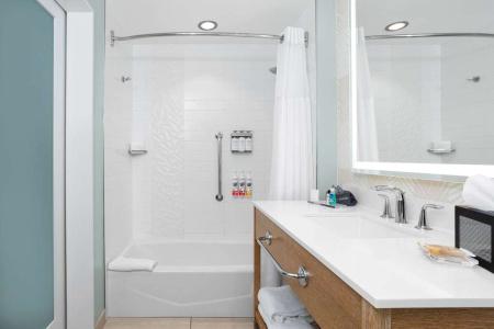 Wyndham Grand Clearwater Beach - 71