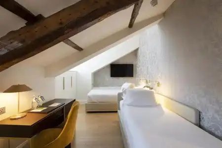 H10 Palazzo Canova - 58