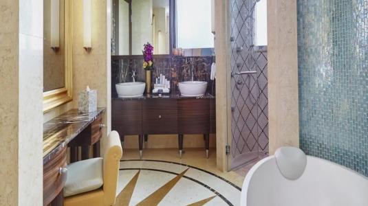 Resorts World Sentosa - Crockfords Tower - 20