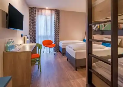 Ramada Encore by Wyndham Munich Messe - 43