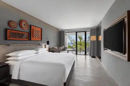 Four Points by Sheraton Phuket Patong Beach Resort - 48