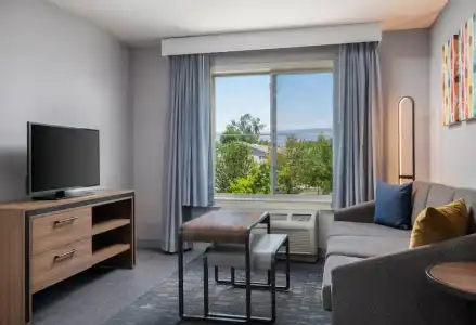 Homewood Suites Medford - 40