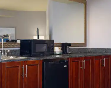 Courtyard by Marriott Old Town - 16