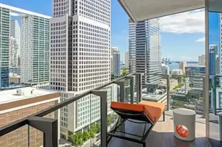 EAST Miami - 70