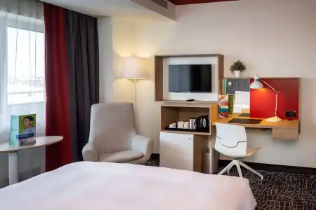 Park Inn By Radisson Bucharest - 40