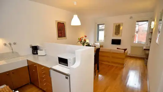 Da Bruno Homes - 77