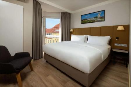 DoubleTree by Hilton Hannover Schweizerhof - 15