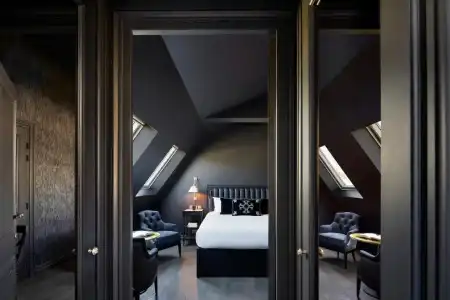Hôtel de Montesquieu - 13