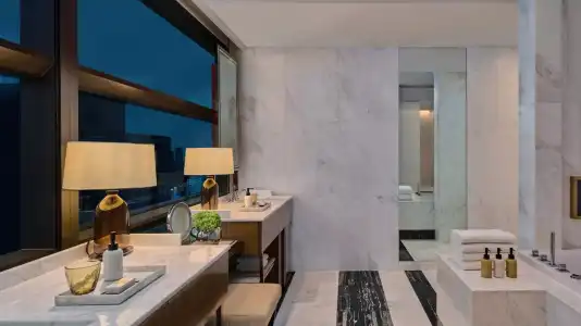 Rosewood Bangkok - 69