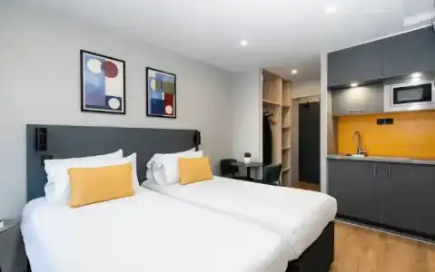 Staycity Aparthotels, Paris Gare De l'Est - 51