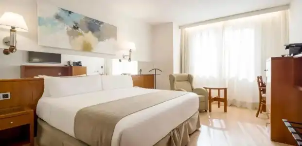 Ilunion les Corts Spa - 5