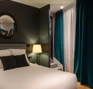 Maisons du Monde & Suites Nantes - 63