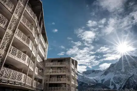 Valsana Arosa - 0