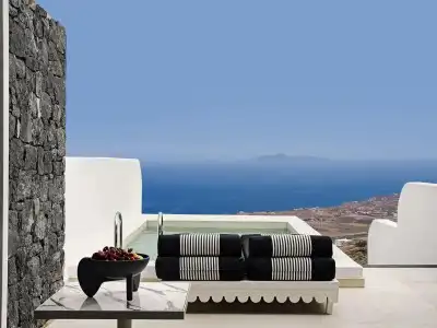 Cresanto Luxury Suites - 62