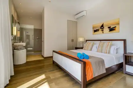 Esplanade by Horizon Holidays - 36