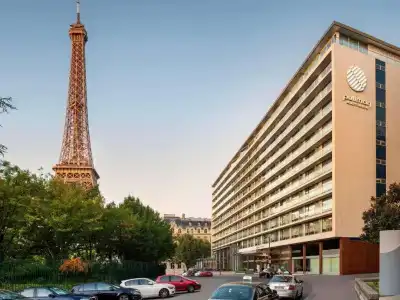 Pullman Paris Tour Eiffel - 0