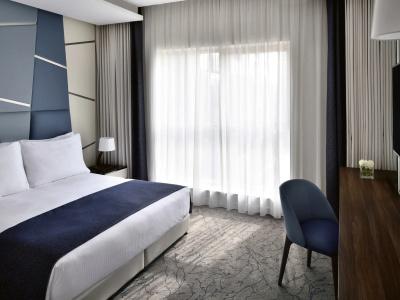 Mövenpick Apartments Downtown Dubai - 48