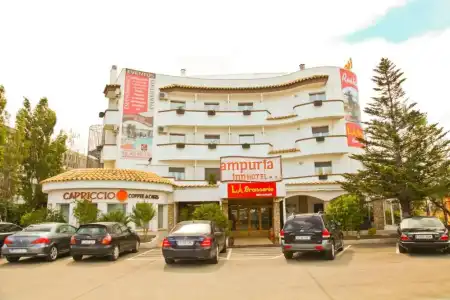 Ampuria Inn - 0