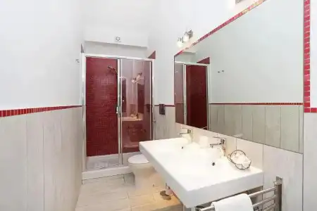 Houspitality Nero B&B - 24